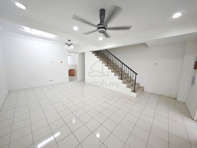 [FULL LOAN] [LOWEST PRICE] Puncak Jalil, Seri Kembangan (RENOVATED) 1