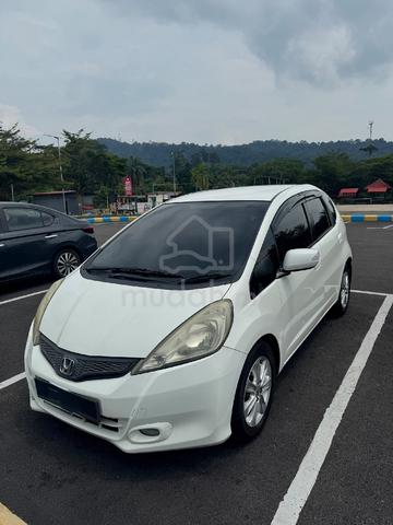 2013 Honda JAZZ Kuantan - 1