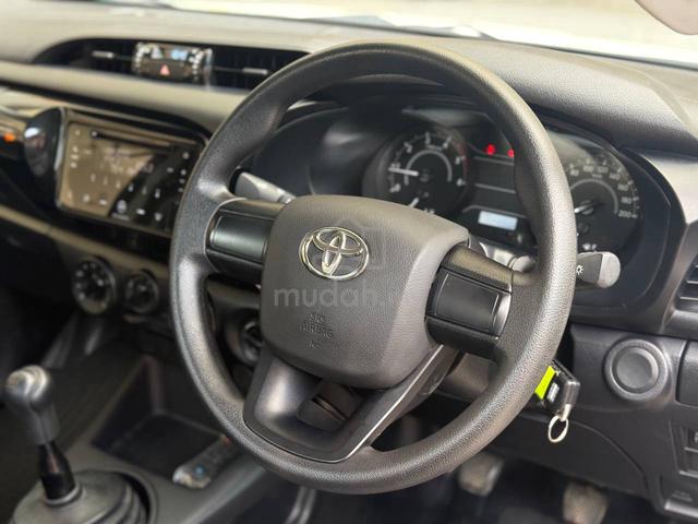 [2023] Toyota HILUX 2.4 MT (M) LOW MIL 47K - 3