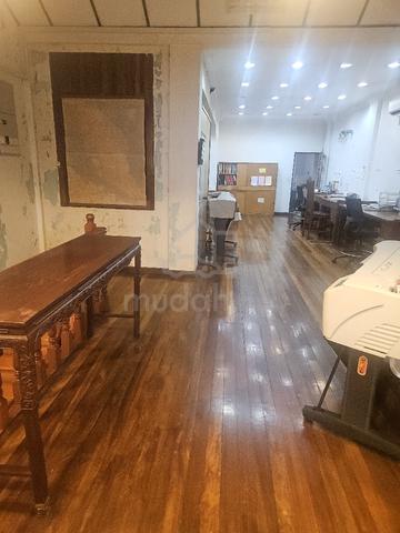 Office For Rent 1
