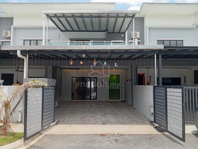 Non Bumi Lot Fully Renovated Double Storey Taman Penaga Mewah, Sikamat 1