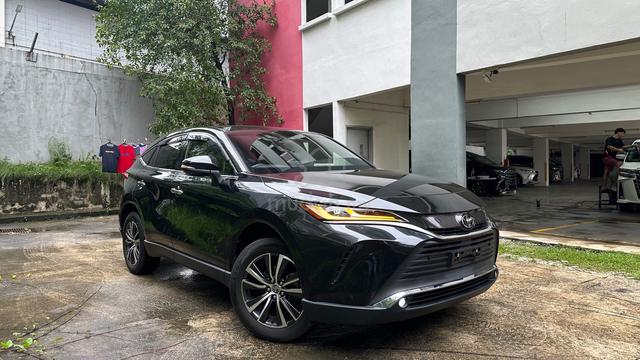 $126k Bsm 2021 Toyota HARRIER 2.0 G Black interior - 1