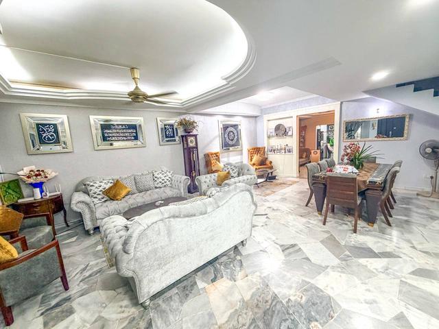 Fully Furnished+ Renovated 2 Storey Terrace Suadamai BTHO Cheras 1