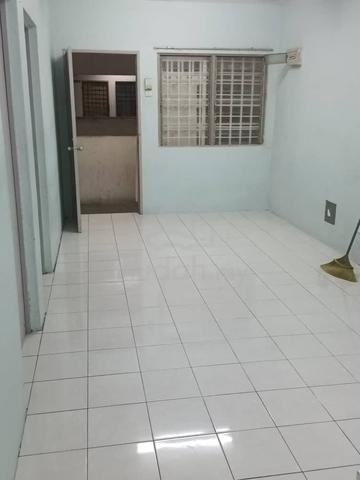 Pangsapuri Teratai (Cheras) 1