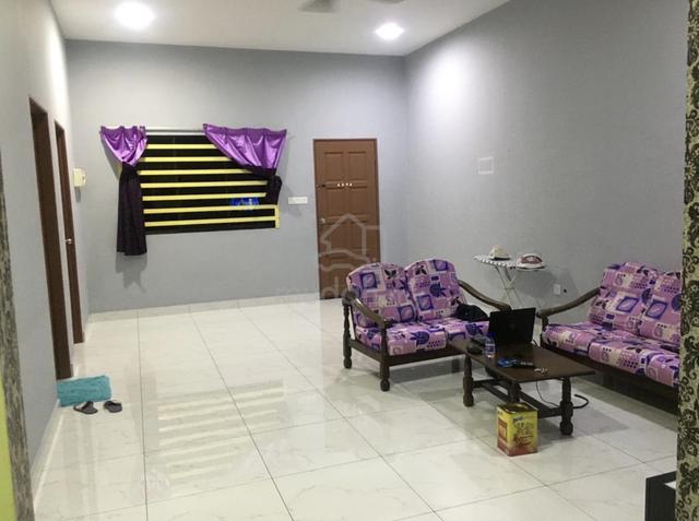 Bilik untuk Disewa / Room for Rent 1
