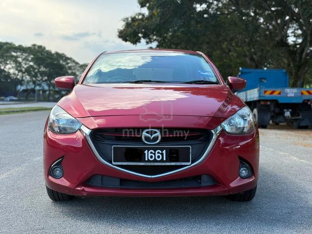 2015 Mazda 2 1.5 VR FACELIFT  [Old Grant One Owner - 2