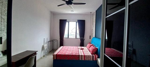 The Hamilton Condominium Master Room For Rent-Female Only 1