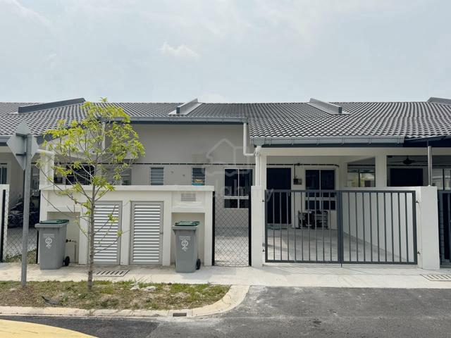 Rent SINGLE STOREY TERRACE IRINGAN BAYU MAMBAU ( IRUMIA )SEREMBAN 1