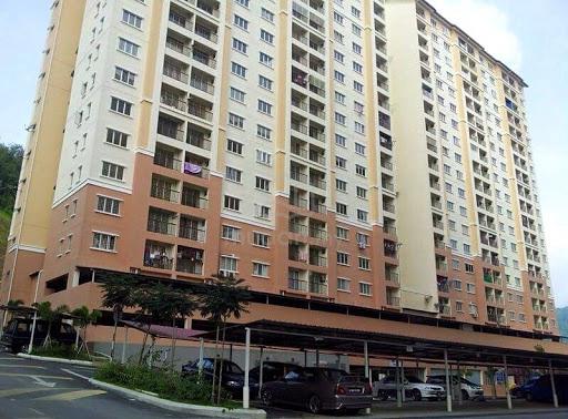 Lakeview Apartments 1
