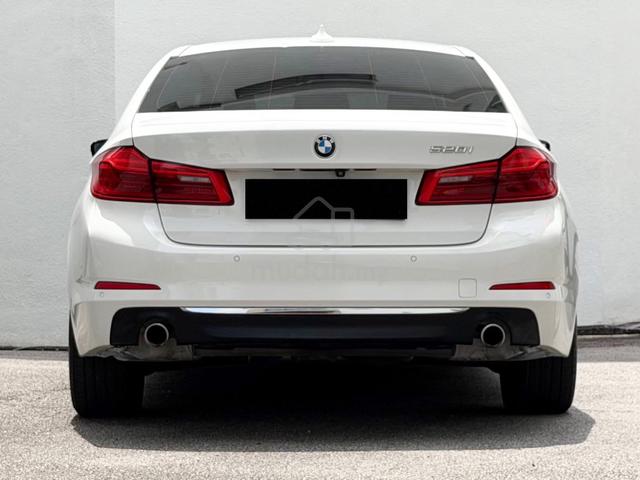 2019 Bmw 520i 2.0 FACELIFT (CKD) (A) G30 HIGH SPEC - 4