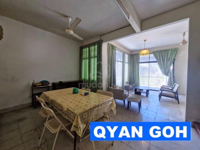 [Concrete, non split] 2 Sty Terrace-Lintang Delima Greenlane 1