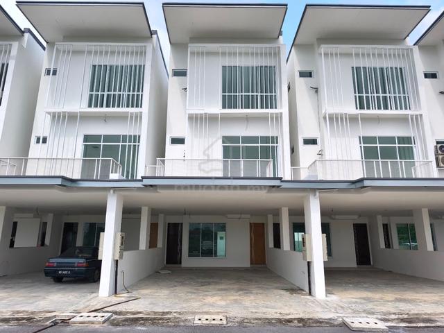 MARQ SUITES Townhouse, BATU KAWA 1