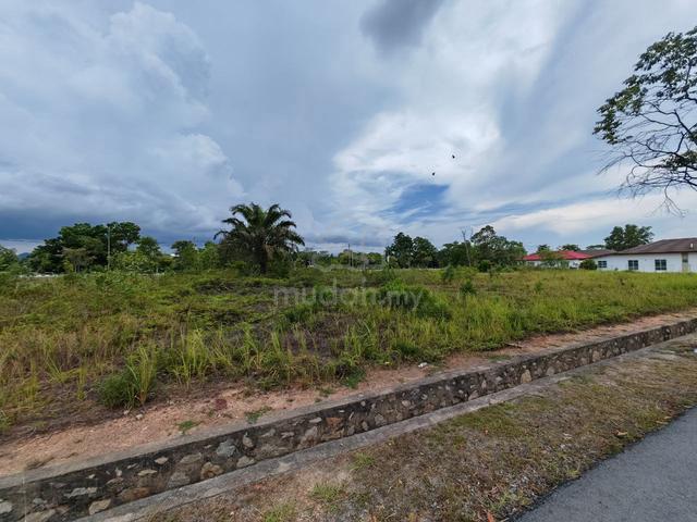 Harga Murah | Lot Banglo Mahkota Hills For Sale Berdekatan Club House 2
