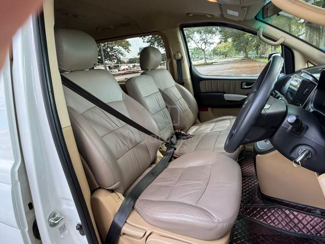 2017 Hyundai GRAND STAREX 2.5 (A) FREE 3 YEARS WRT - 4