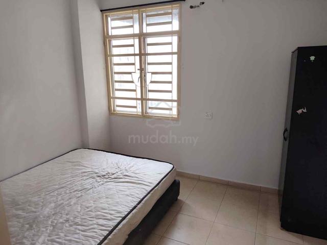 Bagan Lallang Middle Room Full Furnished Ready 1