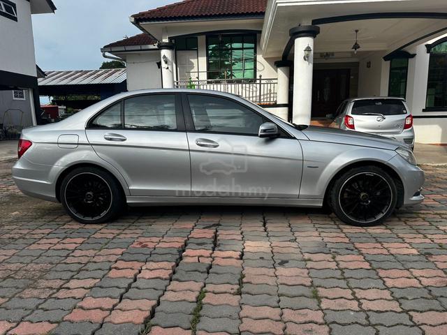2012 Mercedes Benz C180 CGI BlueEFCY Low Mileage - 4