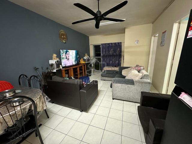 Lakeview Apartments 1