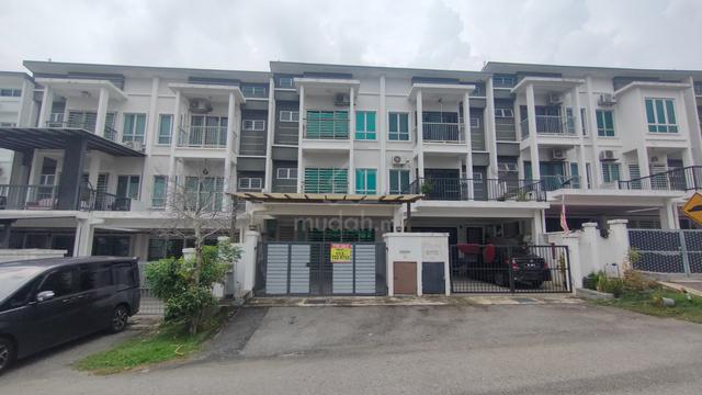 [GOOD DEAL] 2.5 Storey Taman Nusa Idaman Desa Putra Sg Merab Bangi 1