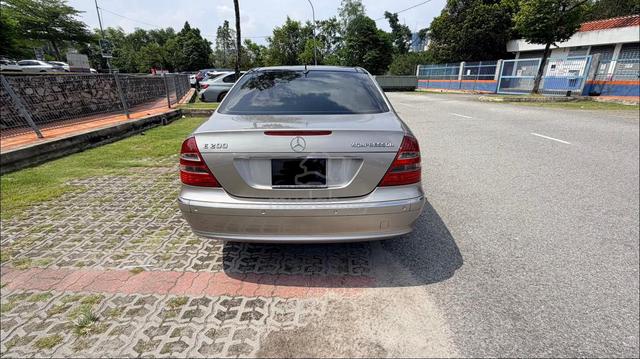 2005 Mercedes Benz E200 K ELEGANCE (CKD) 1.8 (A) - 2