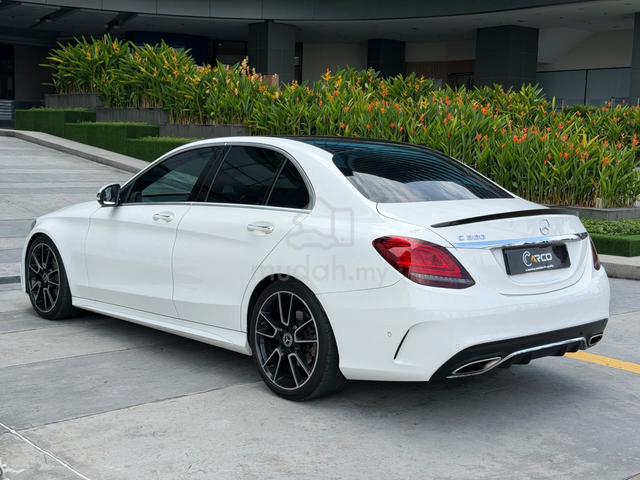 Mercedes Benz C-CLASS 2.0 300 AMG LINE C300 - 2