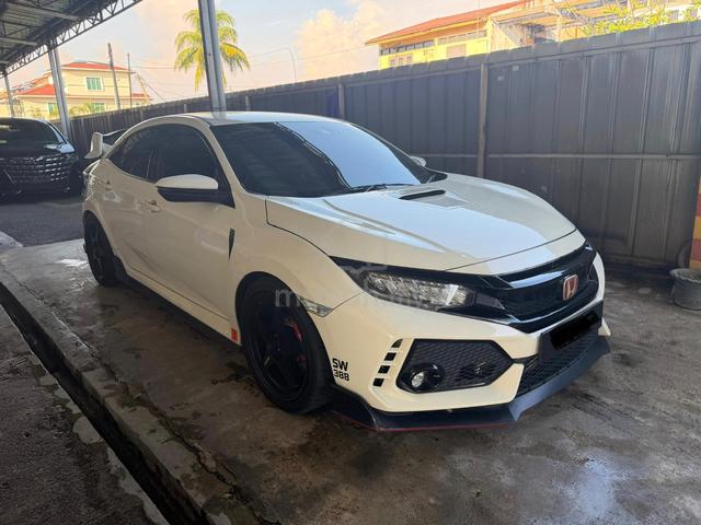 2018 BOOKNOW WHITE FK8 Honda CIVIC 2.0 TYPE R - 3