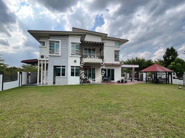 CORNER LOT FULLY FURNISHED Double storey TTDI Grove Kajang ZINNIA Ph 5 1