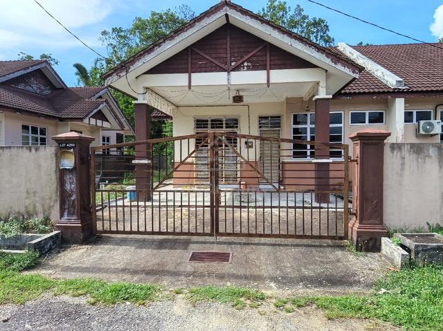 Rumah Sewa – Semi-D 3 Bilik, 2 Bilik Air | Exit Tol Ajil 1