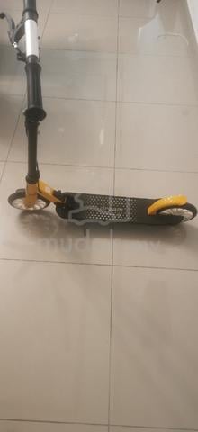 Jin Tai sport scooter - photo 2 of 3