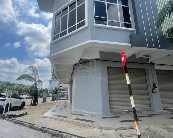 Indera Mahkota 9 Mahkota Valley Cornerlot Shop 1
