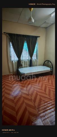 Bilik untuk di sewa 1