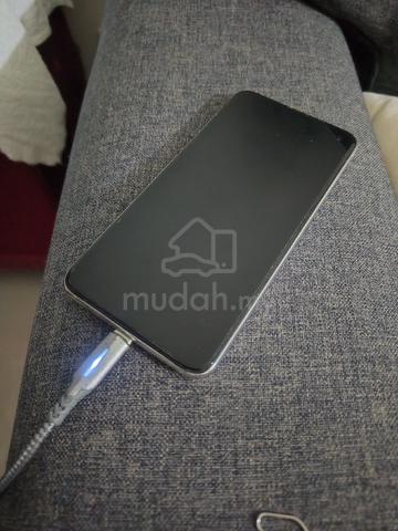 Samsung Galaxy s10e 128GB can swap iPhone  - photo 3 of 3