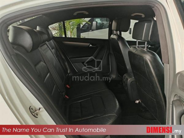 Volkswagen PASSAT 1.8 (A) TAHUN DIBUAT 2014 - 5