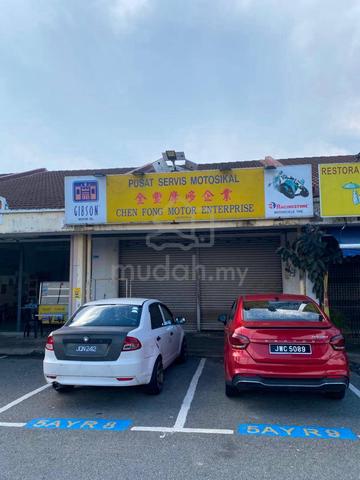 Bukit Indah Single Storey Shoplot Renovate Good Condition For Rent 1
