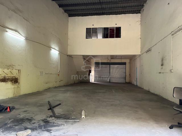 Link factory for rent Pekan Meru,good location 1