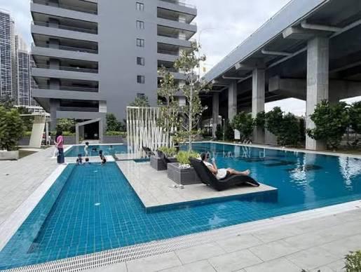 Residensi Max 1