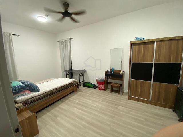 LakeFront Residence 1