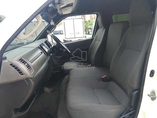 2012 Toyota HIACE 2.5 WINDOW VAN High Roof Promo - 5