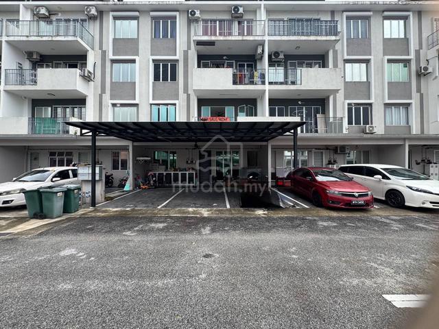 Townhouse @ Garden Villa 1