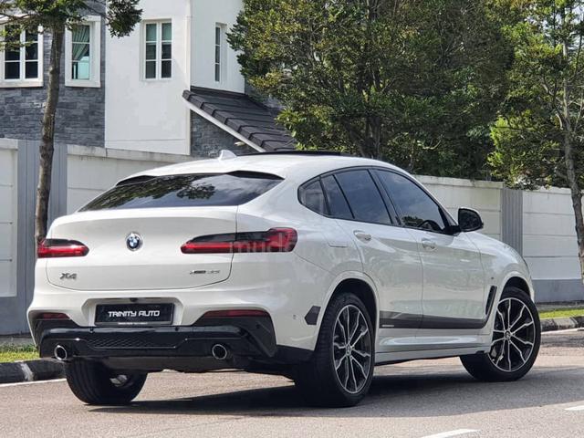 FEB 2021 BMW X4 xDrive30i (A)G02 SAV Local M Sport - 2