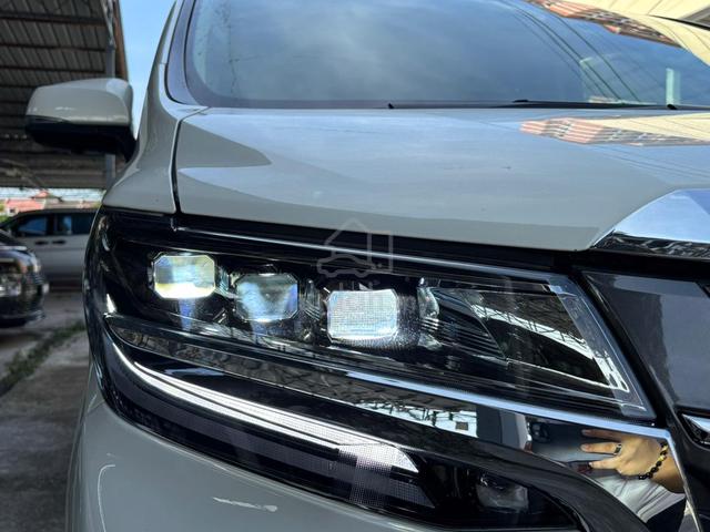 2017 Toyota ALPHARD 3.5 EXECUTIVE LOUNGE Reg 2018 - 4