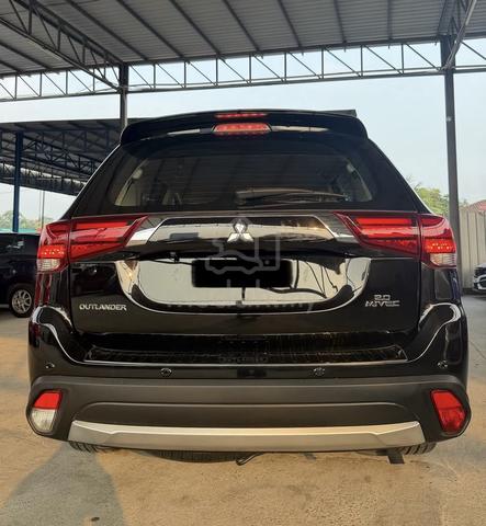FULL LOAN!!! 2018 Mitsubishi OUTLANDER 2.0 4WD - 4