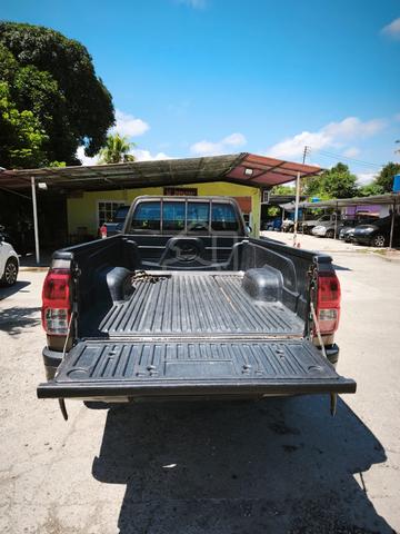 SingleCab 2017 Toyota HILUX 2.4 VNT 4WD (M) - 2