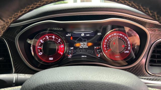 2016 Dodge CHALLENGER 6.2 SRT HELLCAT (A) - 5