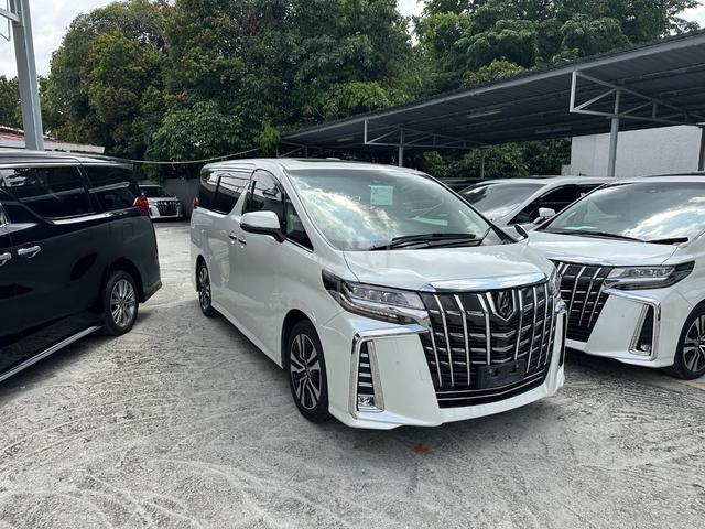Low Mileage 2021 Toyota ALPHARD 2.5 SC - 1
