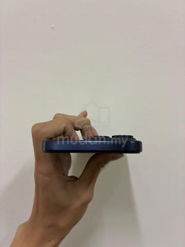 Carousel Image