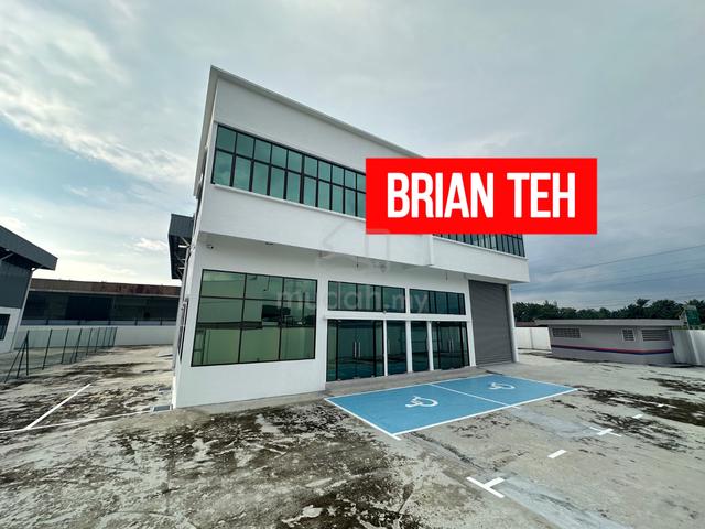 1.5 Storey Semi D Light Industrial Factory Rent at Valdor 1