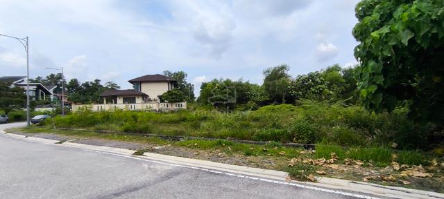 Putra Hill Lot Bungalo, Bandar Sri Putra, Freehold 16,000sf, Flat land 3