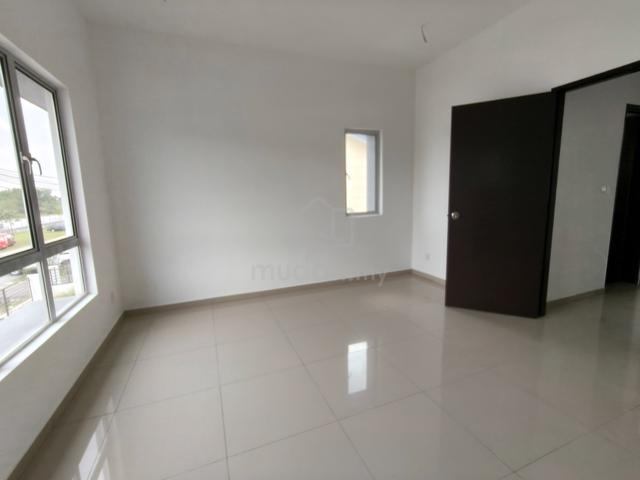 Double Storey house N Lot taman semarak warisan Sepang Selangor 1