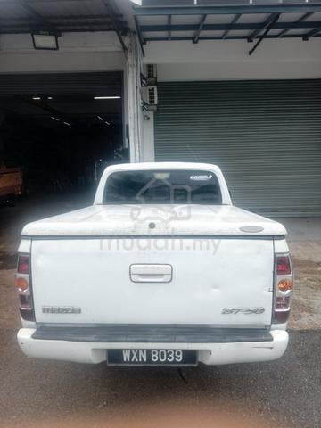 2012 Mazda BT-50 2.5 (M) - 4