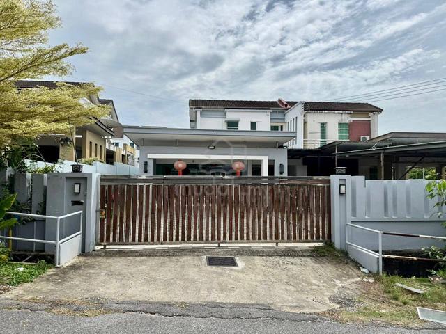 Double Storey Terrace Corner House for Sale at Airport Area Miri 1